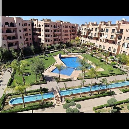 Un Moderne Chic Appartement Vue Sur Piscine مراكش المظهر الخارجي الصورة