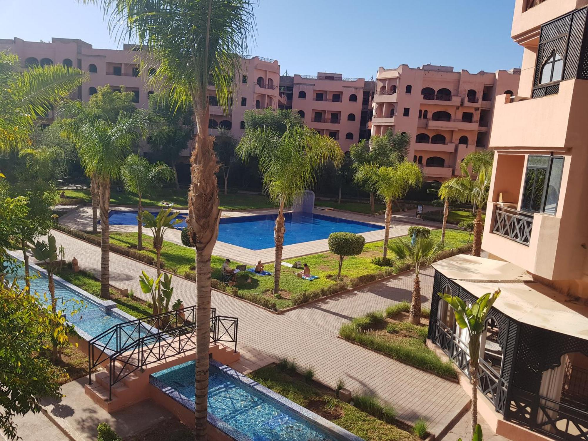 Un Moderne Chic Appartement Vue Sur Piscine مراكش المظهر الخارجي الصورة